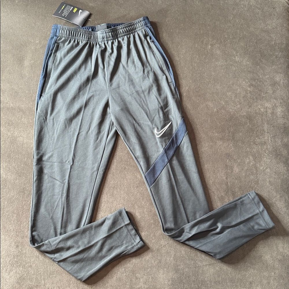Nike Youth Unisex Gray Dri-Fit Sport Training Pants ZipPocket BV6944-061 MEDIUM